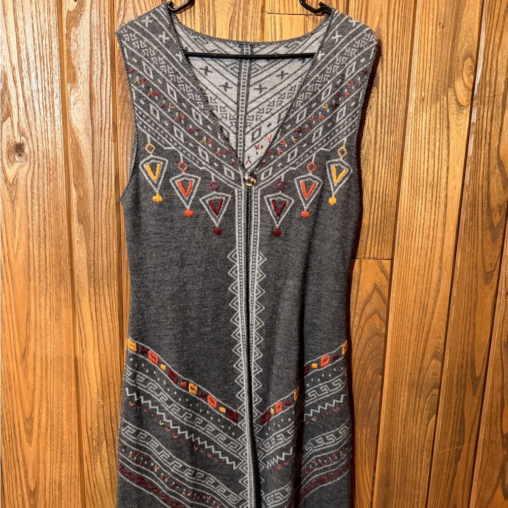 Reversible Geometric Pattern Vest - image 1